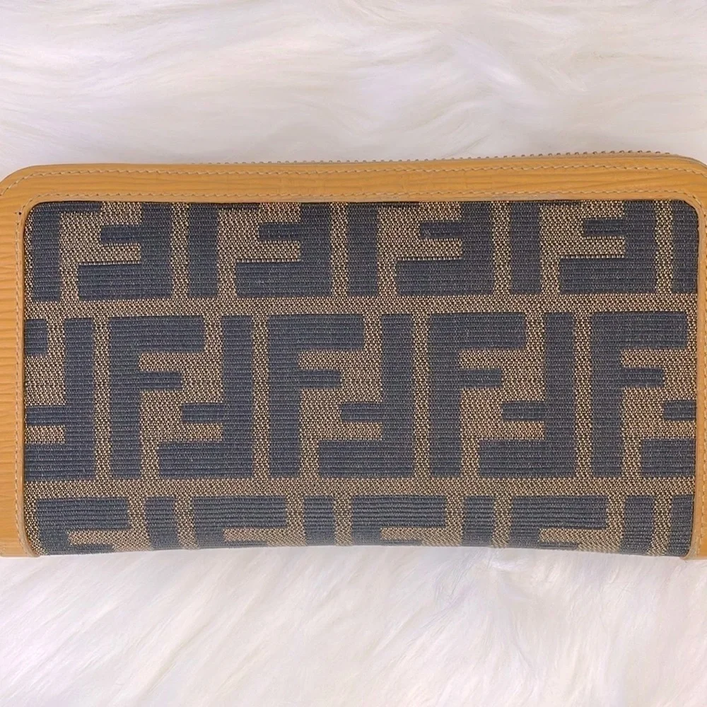 Fendi Zucca Zippy‎ Wallet